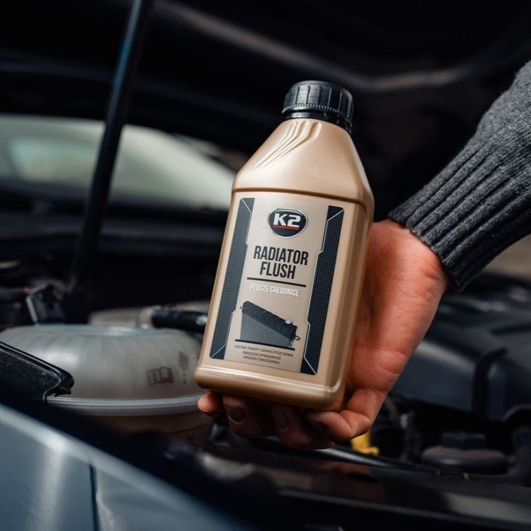 T220 RADIATOR FLUSH 400_C.jpg