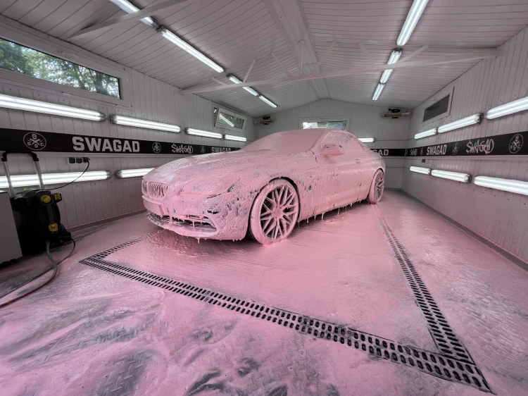 SWAG-NEUTRAL-FOAM-COLOR-3.JPG.webp
